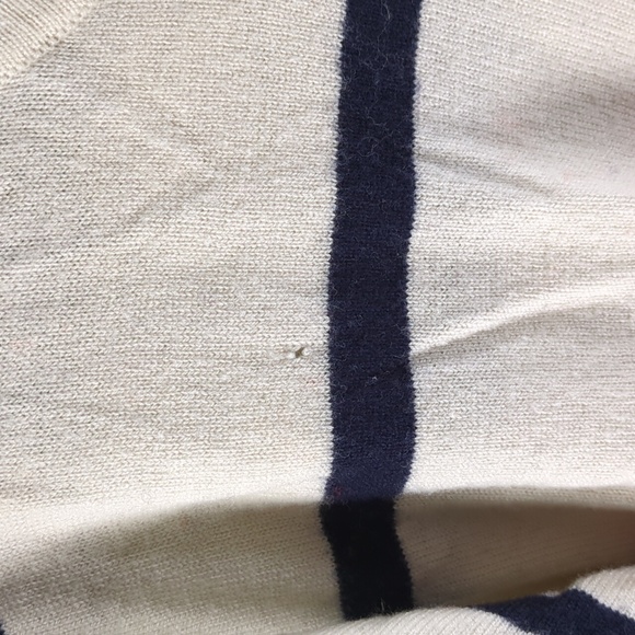 Gap Striped Sweater - Picture 4 of 4